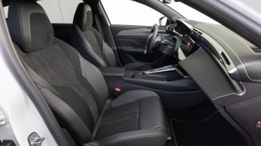 Peugeot E-308 SW - seats